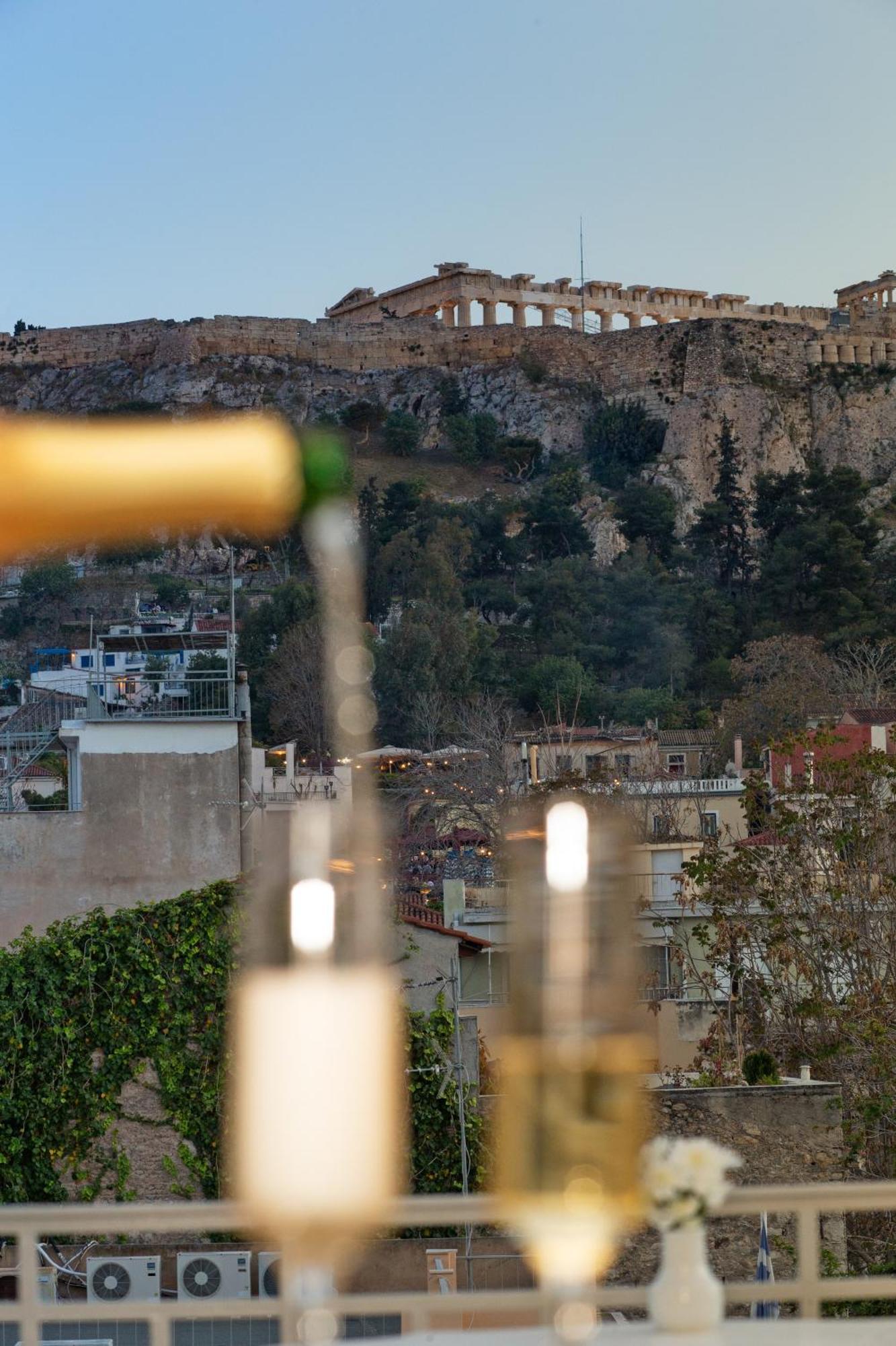 Prestige Penthouse - Breathtaking Parthenon Views In Plaka Lägenhet Aten Exteriör bild